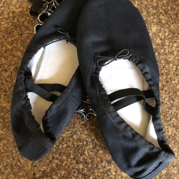 WELOVE Black Canvas Ballet Slippers - Picture 7 of 12